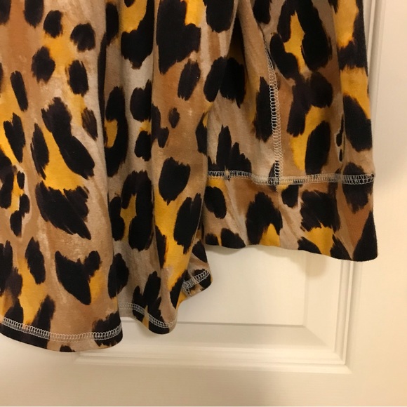 Westbound XXL Animal Print Top - Picture 5 of 6